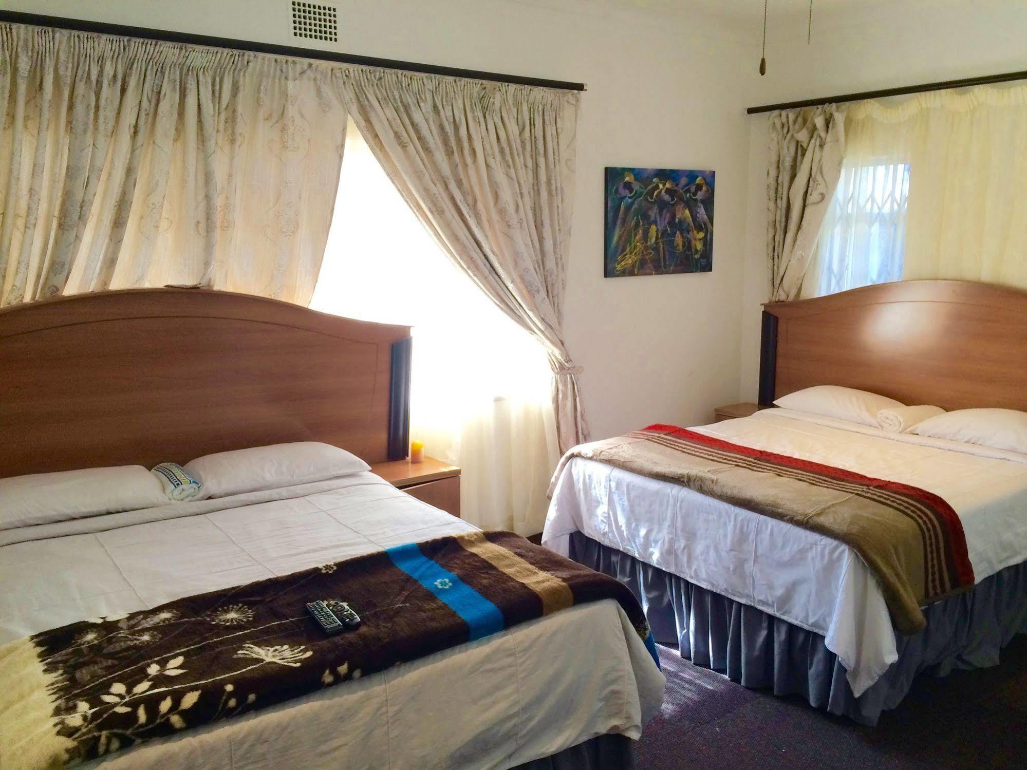Acn International Regency Lodge 肯普顿帕克 外观 照片