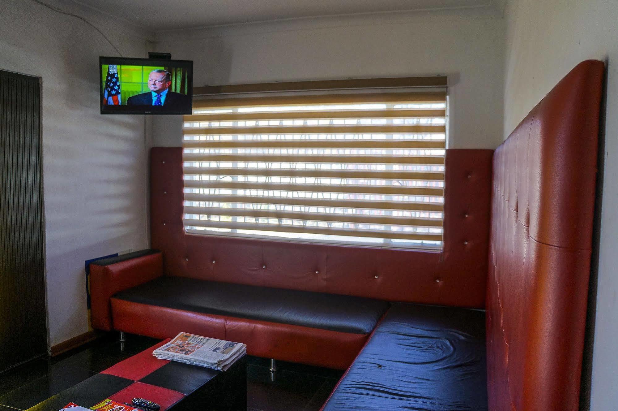 Acn International Regency Lodge 肯普顿帕克 外观 照片