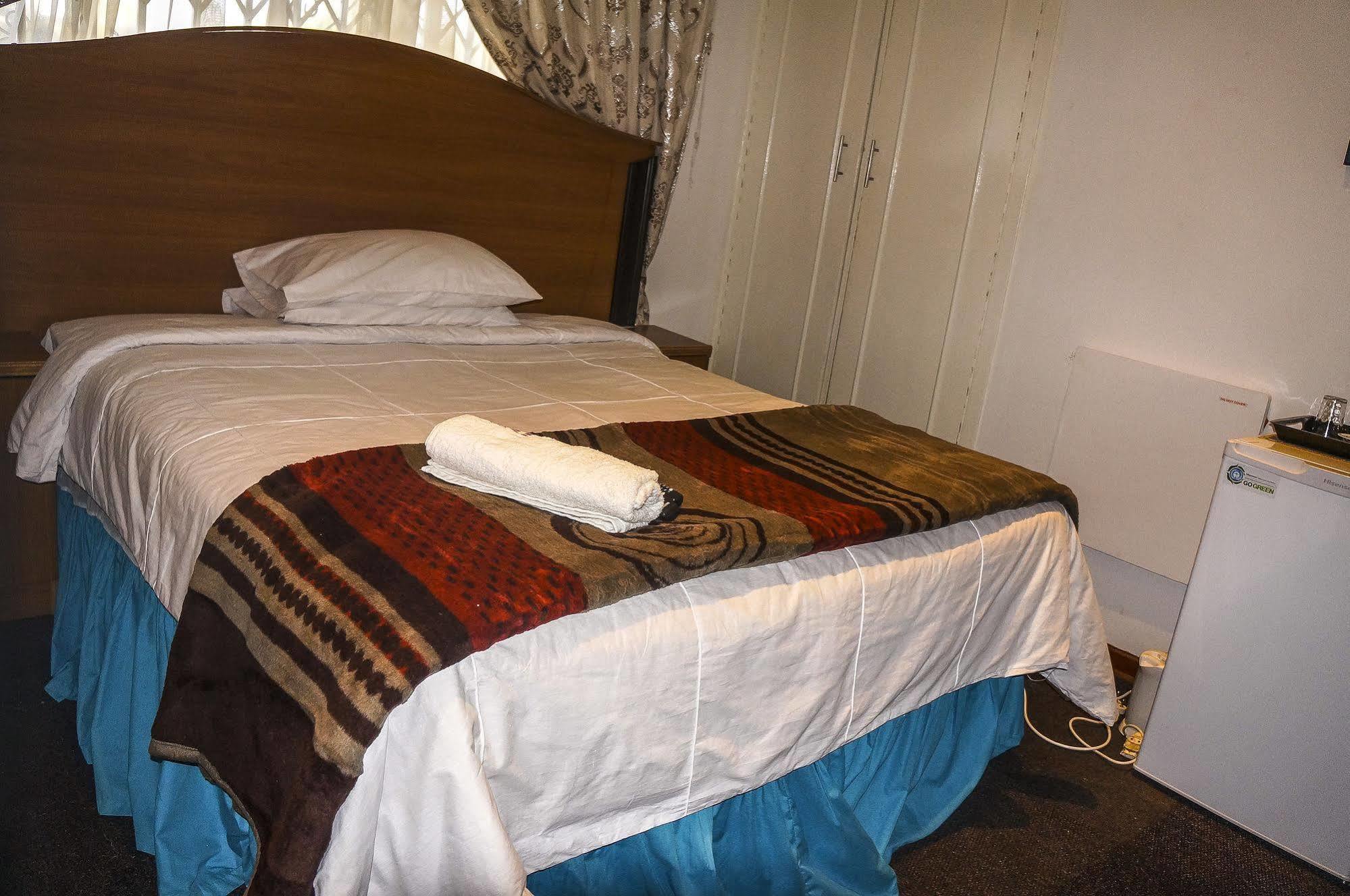 Acn International Regency Lodge 肯普顿帕克 外观 照片