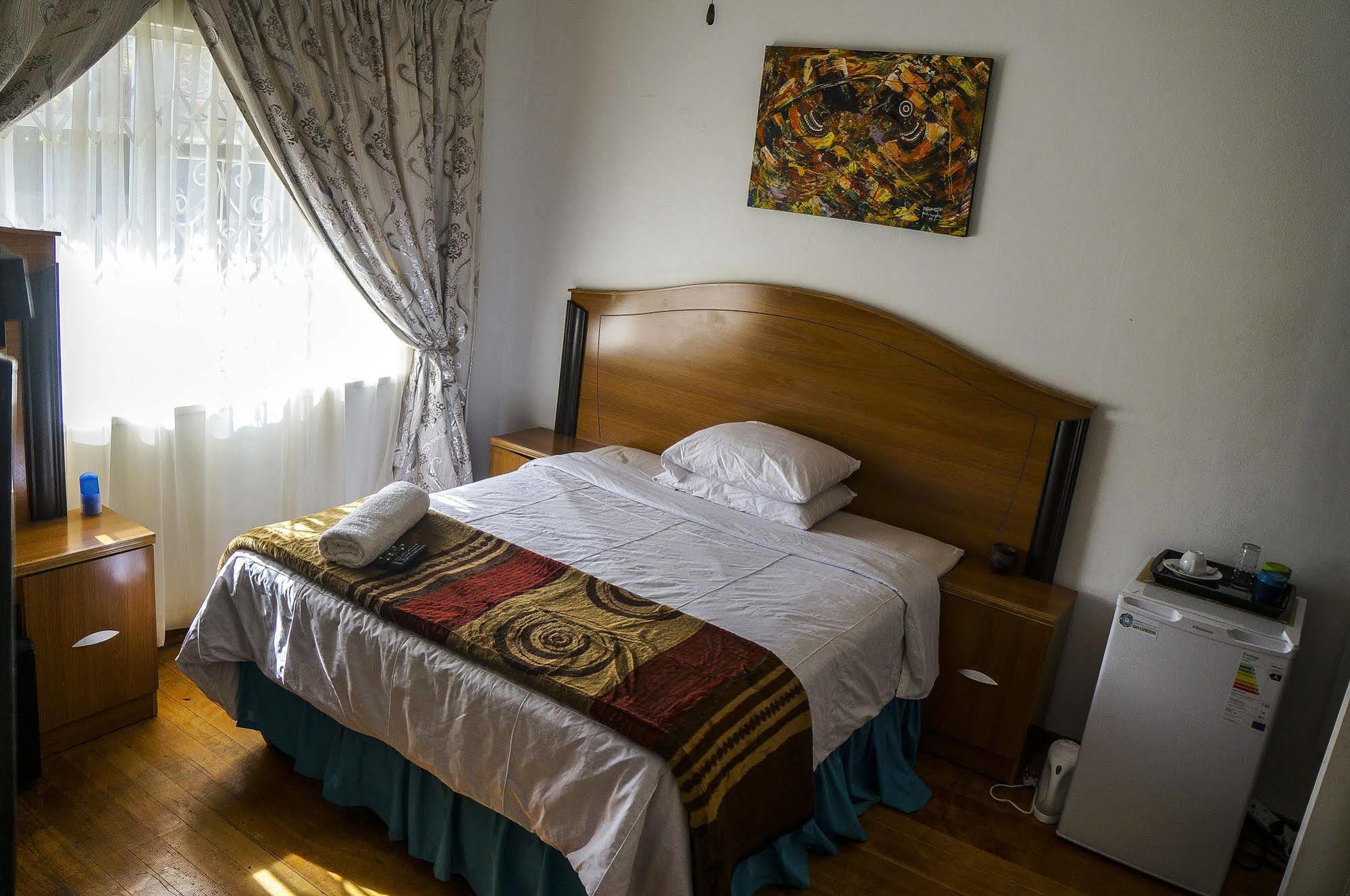 Acn International Regency Lodge 肯普顿帕克 外观 照片